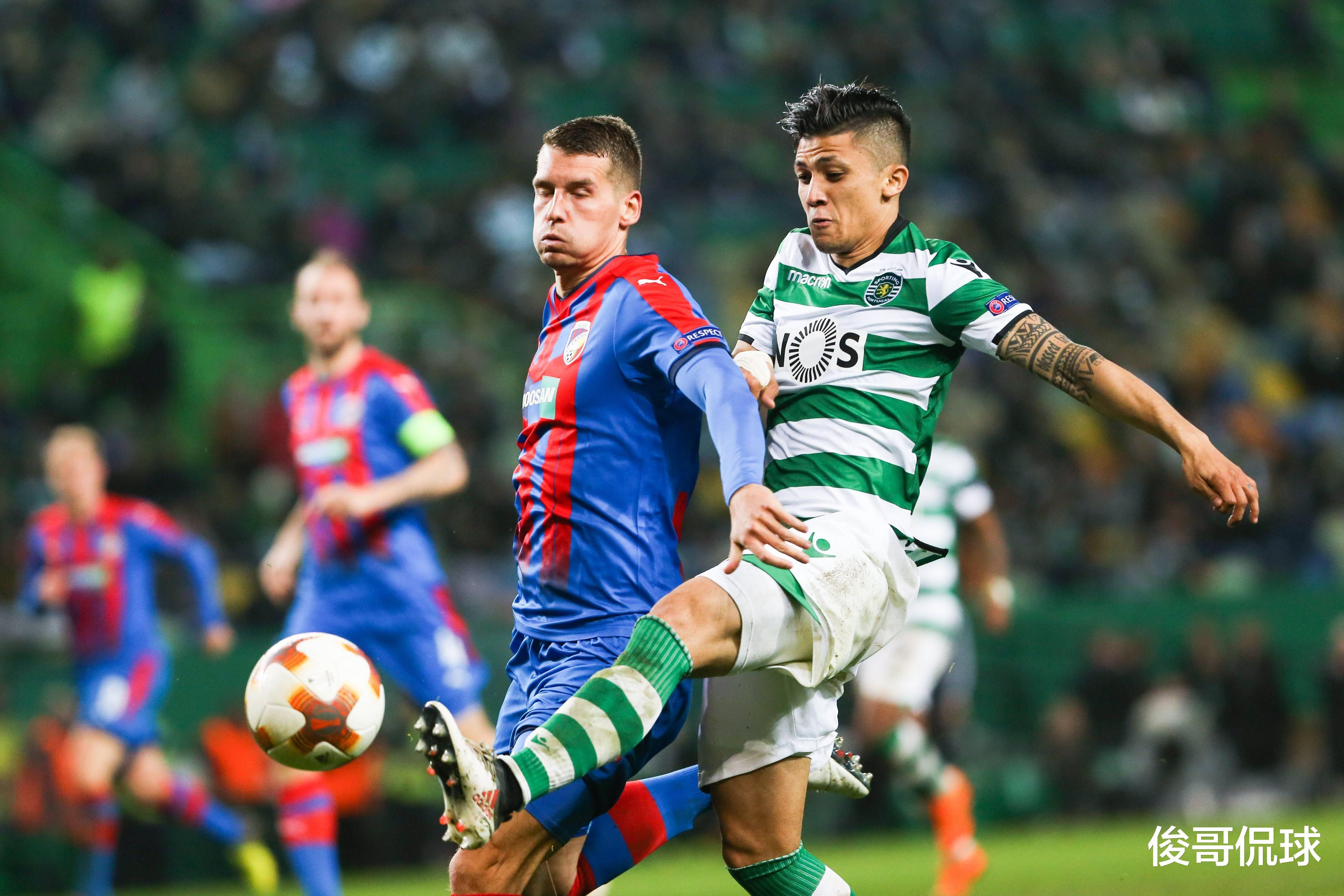 爱游戏体育-那不勒斯发布备战花絮；赛后篮板制胜；葡超任务艰巨；年轻球员得到机会的简单介绍