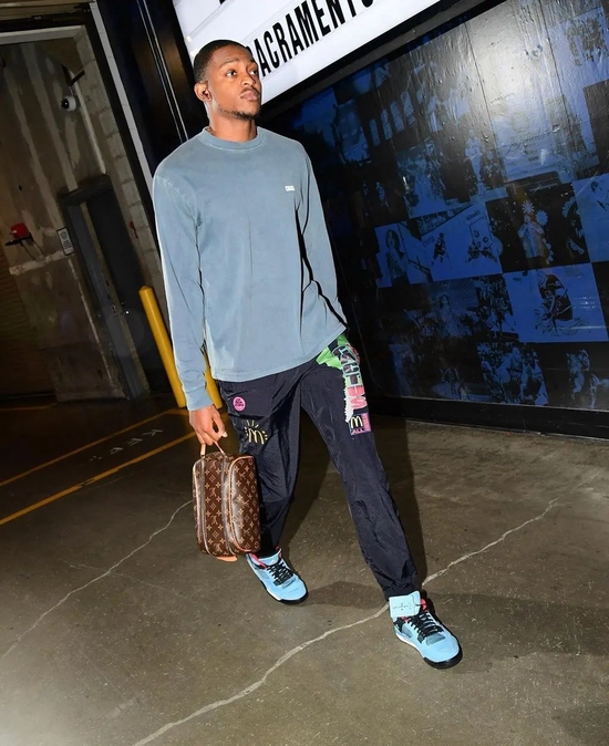 爱游戏官网-风云突变！克里夫兰骑士集结日完成体检，NBA季后赛版图或变，话题不断，资深球员宣示担当的简单介绍